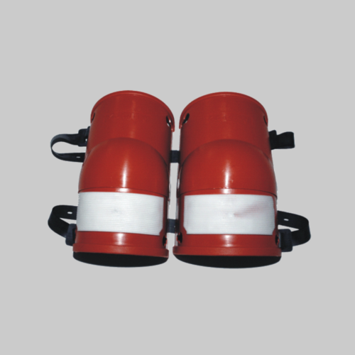 Knæbeskytter i hård plast